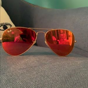 Summer RAY BAN. ON SALE. BARELY WORN.